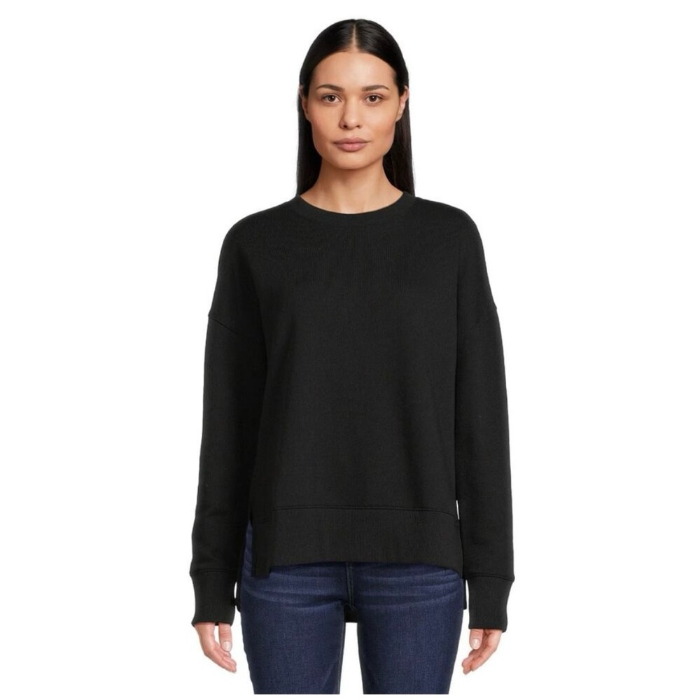 Time and Tru Women's Classic Black Crew Neck Sweater